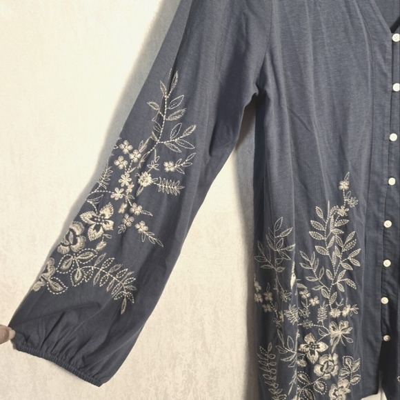 J Jill Womens M Blue Tunic Floral Expressions V-Neck Embroidered Button-Up Roomy - Picture 3 of 7